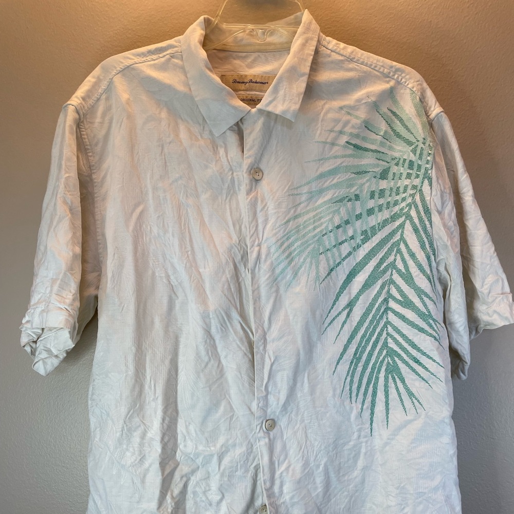 tommy bahama silk shirt  Cream Color With Green Palm Leaves Size Large